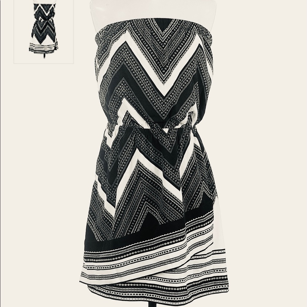 - pretty Express Dress - Picture 5 of 5